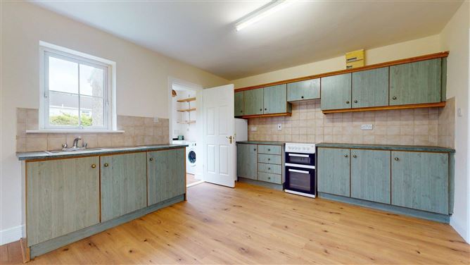 2 The Willows, Castlebar, Co. Mayo