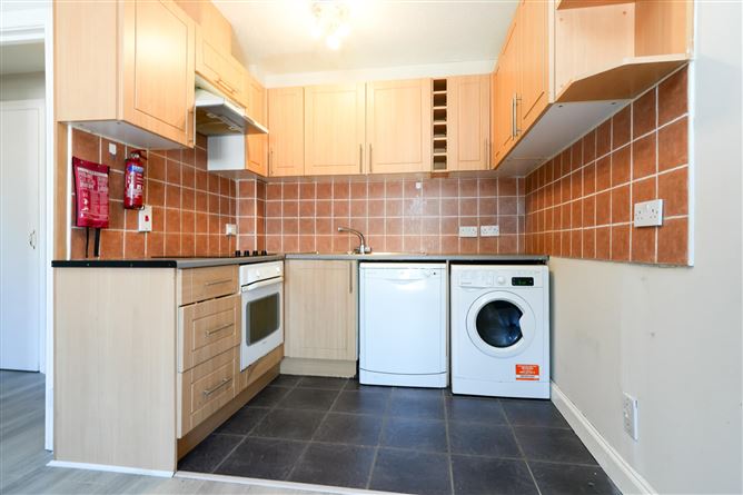 166 Custom Hall, Gardiner Street, Dublin 1