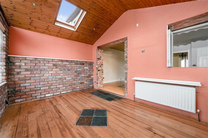 22 The Rise, Kingswood Heights, Dublin 24