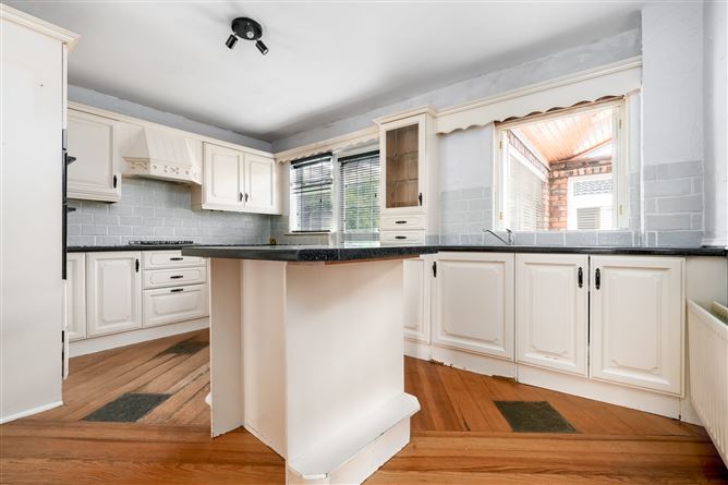 22 The Rise, Kingswood Heights, Dublin 24