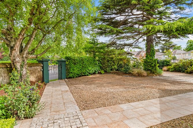 Hillside, 3 Braemor Park, Churchtown, Dublin 14