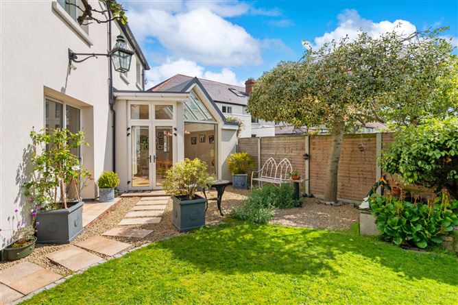 Hillside, 3 Braemor Park, Churchtown, Dublin 14