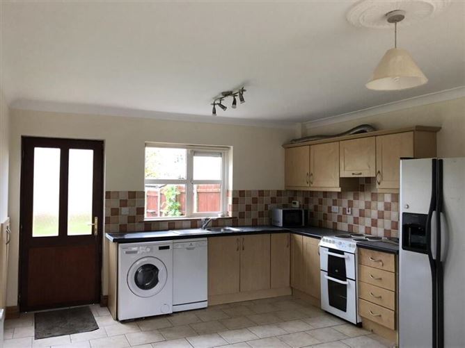 73 Cruachan, Knockateemore, Dungarvan, Waterford