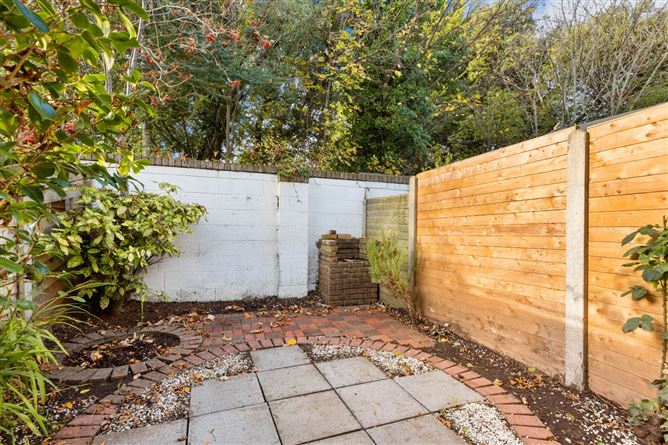 6 Southdene, Monkstown Valley, Monkstown, Co. Dublin