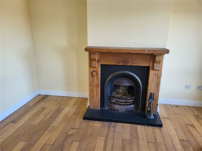 5 Radharc Na Baile, Drumshanbo, Leitrim