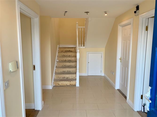 5 Radharc Na Baile, Drumshanbo, Leitrim