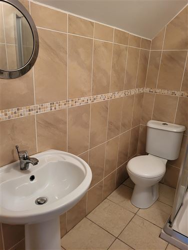 5 Radharc Na Baile, Drumshanbo, Leitrim