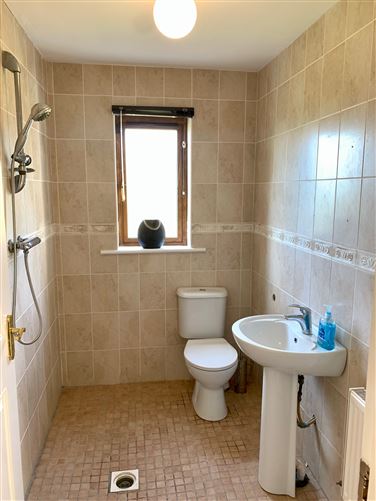 5 Radharc Na Baile, Drumshanbo, Leitrim