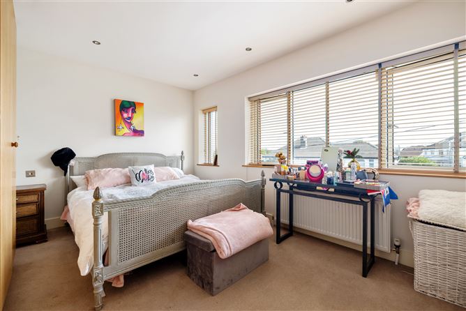 136 Foxrock Park, Foxrock, Dublin 18