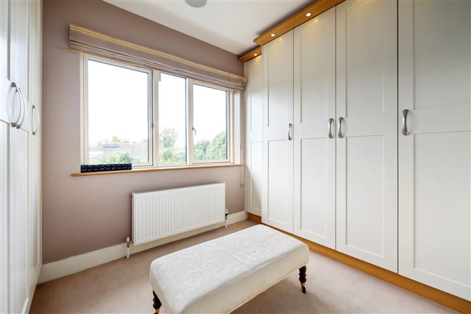 136 Foxrock Park, Foxrock, Dublin 18