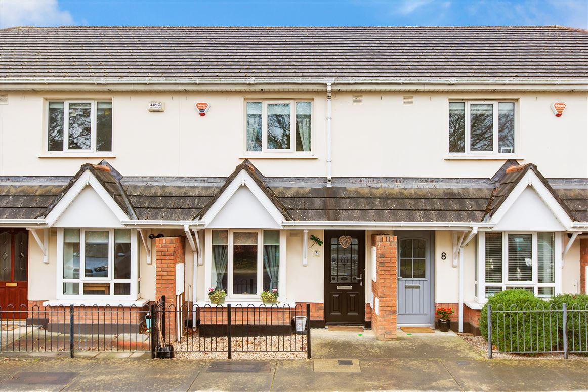 7 Cruagh Green, Stepaside, Dublin 18