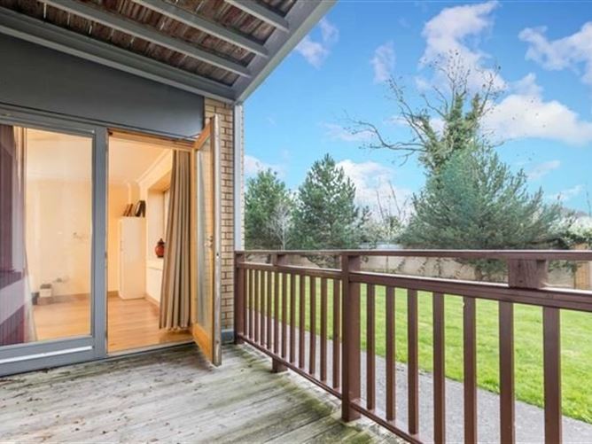 21 Kinsella Hall, Collegewood, Castleknock, Dublin 15