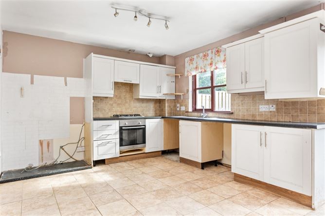 6 The Walk, Cnoc na Greine, Kilcullen, Kildare