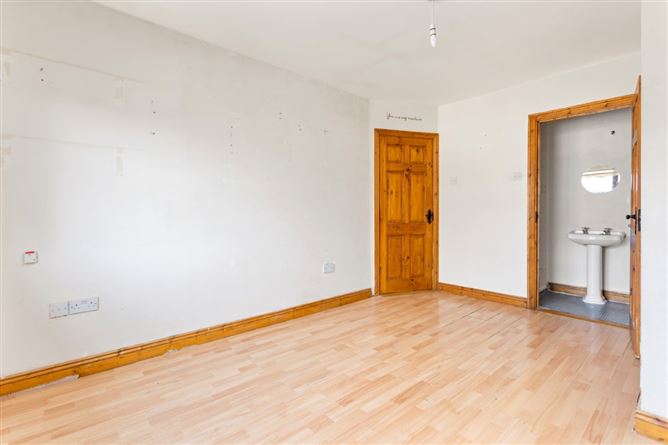 6 The Walk, Cnoc na Greine, Kilcullen, Kildare