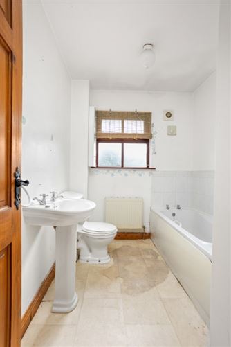 6 The Walk, Cnoc na Greine, Kilcullen, Kildare