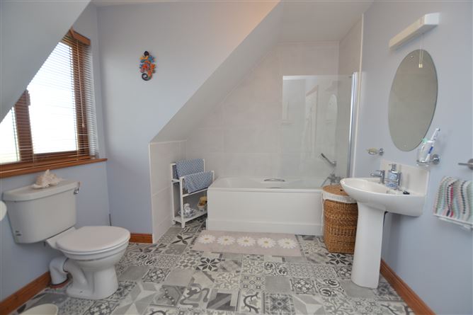8 Middletown Valley, Riverchapel, Courtown, Wexford