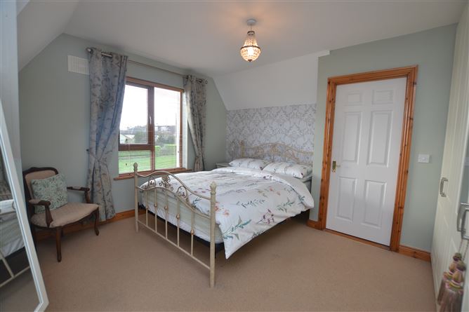 8 Middletown Valley, Riverchapel, Courtown, Wexford