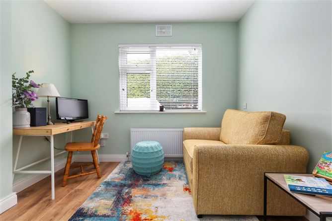 2 Oakview Walk, Hartstown, Clonsilla, Dublin 15