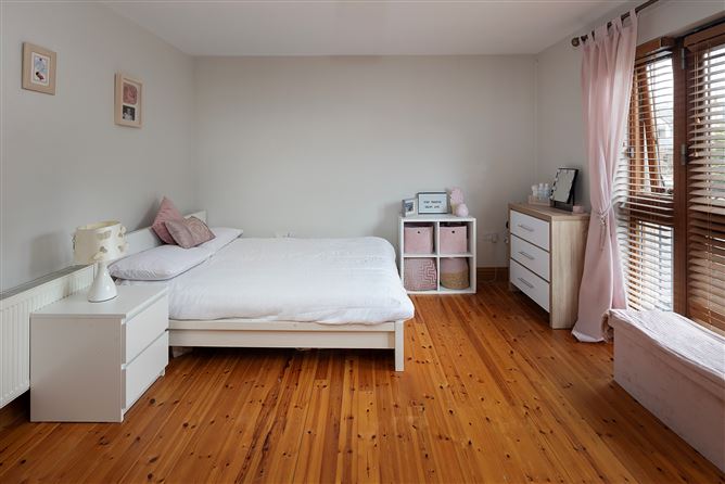30 The Crescent, Castlerock, Midleton, Cork