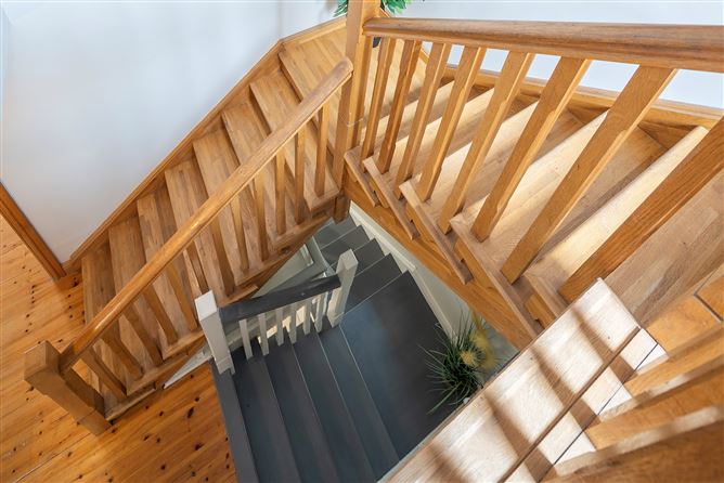 30 The Crescent, Castlerock, Midleton, Cork