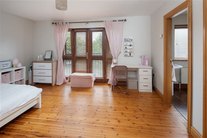 30 The Crescent, Castlerock, Midleton, Cork