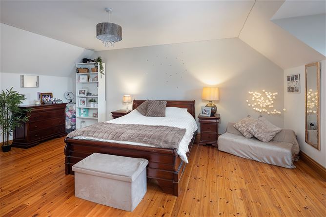 30 The Crescent, Castlerock, Midleton, Cork