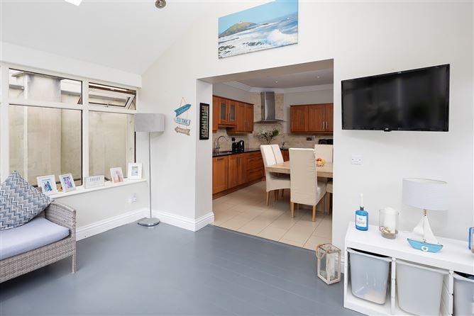 30 The Crescent, Castlerock, Midleton, Cork