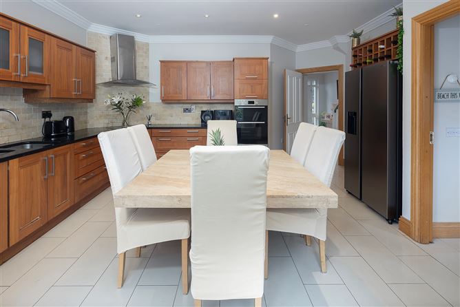 30 The Crescent, Castlerock, Midleton, Cork