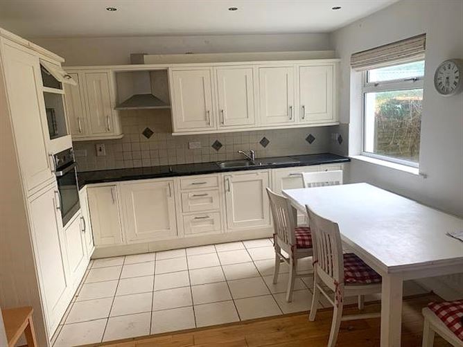 12 Beechmount Road, Highfield Park, Shantalla, Galway City