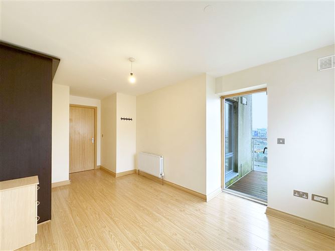 17 The Crescent, Carrickmines, Dublin 18