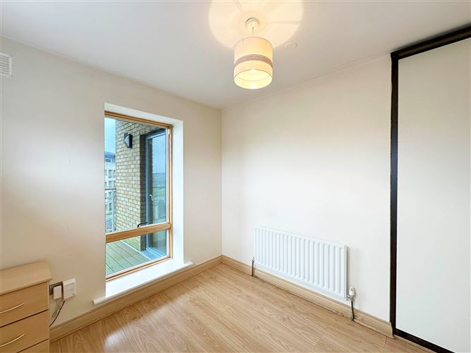 17 The Crescent, Carrickmines, Dublin 18