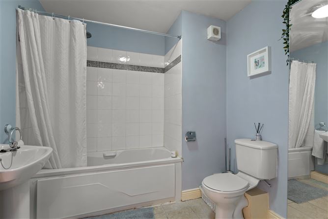 20, Block A, Lansdowne Valley Apartments, Drimnagh, Dublin 12