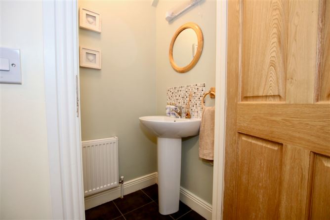 68 Drumaconn, Cornamaddy, Athlone, Co. Westmeath