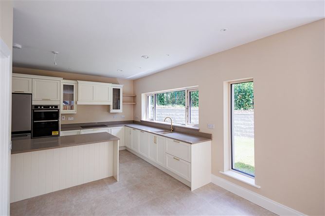 24 Long Meadows, Old Sion Road, Kilkenny