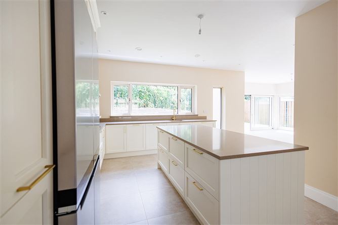 24 Long Meadows, Old Sion Road, Kilkenny