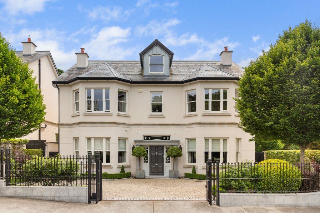 1 Balure, Balure Lane, Killiney, Co. Dublin