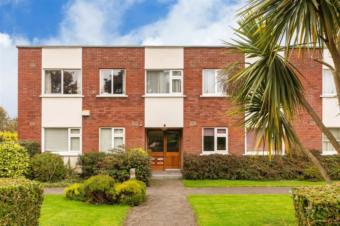 Apt. 4, Roebuck Lawn, Beechmount Drive, Clonskeagh, Dublin 14
