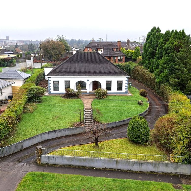 Newport Road, Castlebar, Mayo