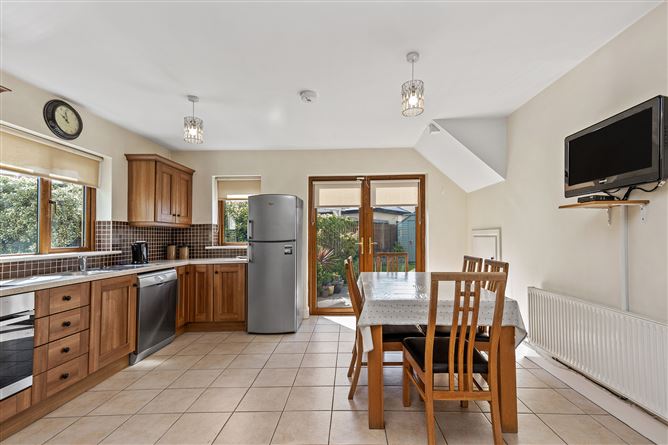 No. 22 Elderwood, Castlebridge, Wexford