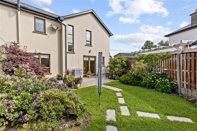 Photo 21 of 25 — No. 22 Elderwood, Castlebridge, Wexford