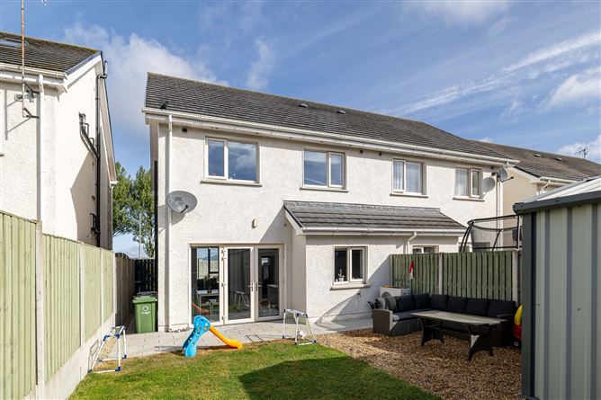 Photo 15 of 18 — 41 Seaview Way, Cnoc Na Mara, Blackrock, Co. Louth