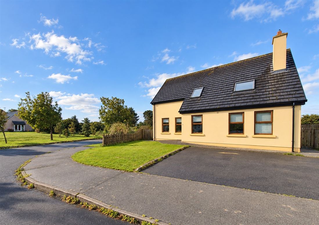 No.15 The Glebe, Louisburgh, Mayo