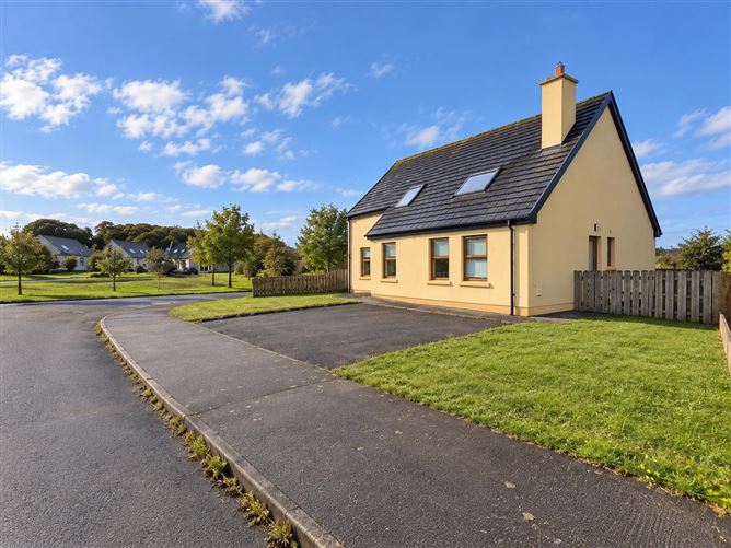 No.15 The Glebe, Louisburgh, Mayo