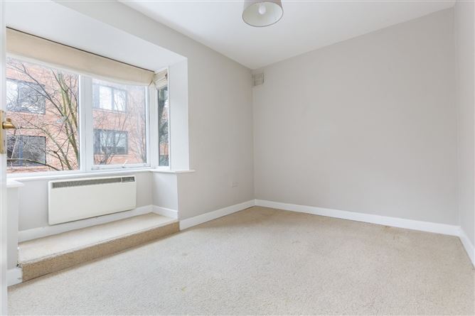 10 Packenham, Sloperton, Monkstown, Co. Dublin