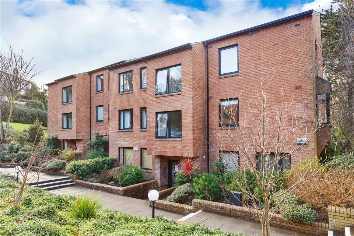 10 Packenham, Sloperton, Monkstown, Co. Dublin