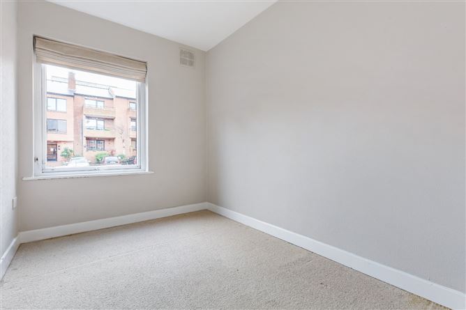 10 Packenham, Sloperton, Monkstown, Co. Dublin
