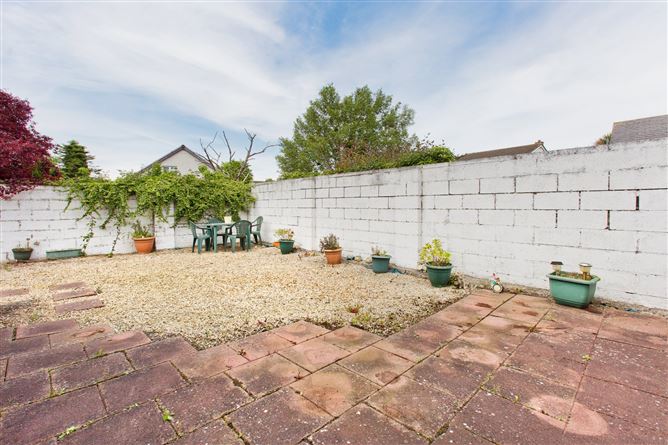 45 Mountdown Park, Manor Estate, Dublin 12
