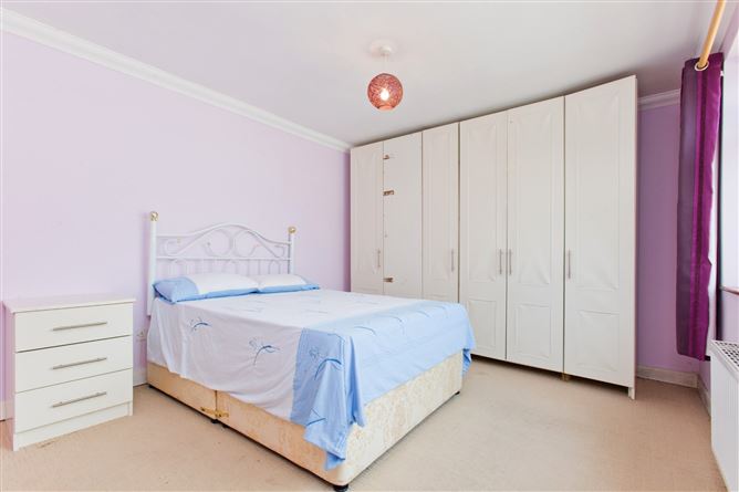 45 Mountdown Park, Manor Estate, Dublin 12