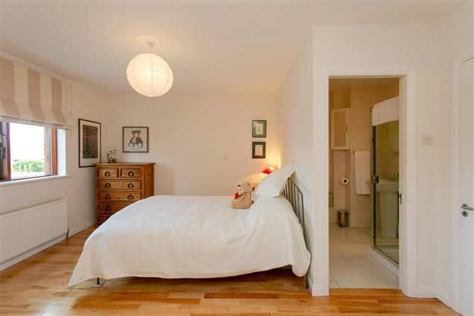 8 Ellesmere, Brewery Road, Stillorgan, Co. Dublin