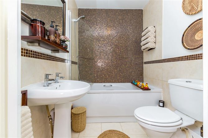 6 Holywell Heights, Swords,   County Dublin